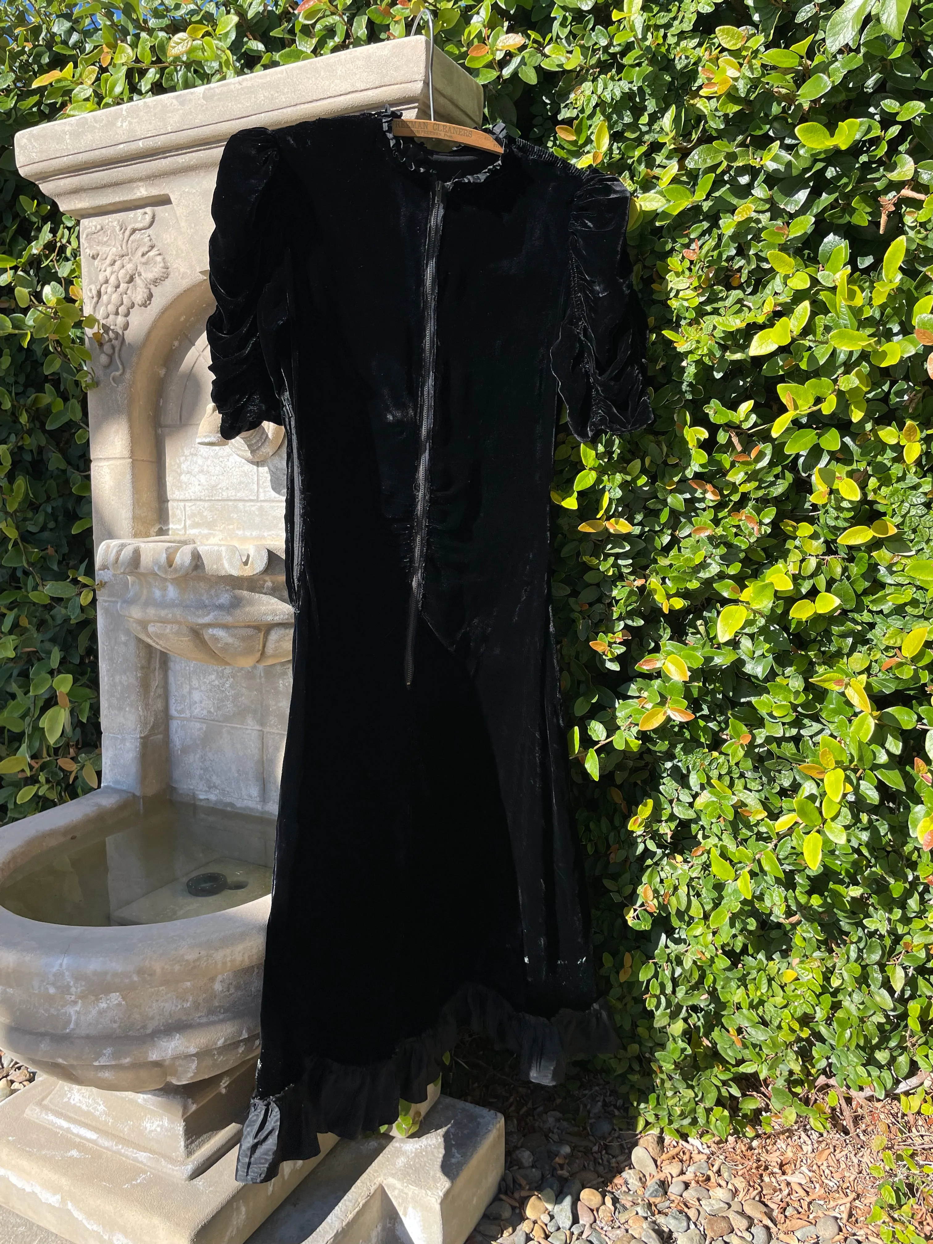 1940s Ruched Sleeve Silk Velvet Ruffle Trim Dress