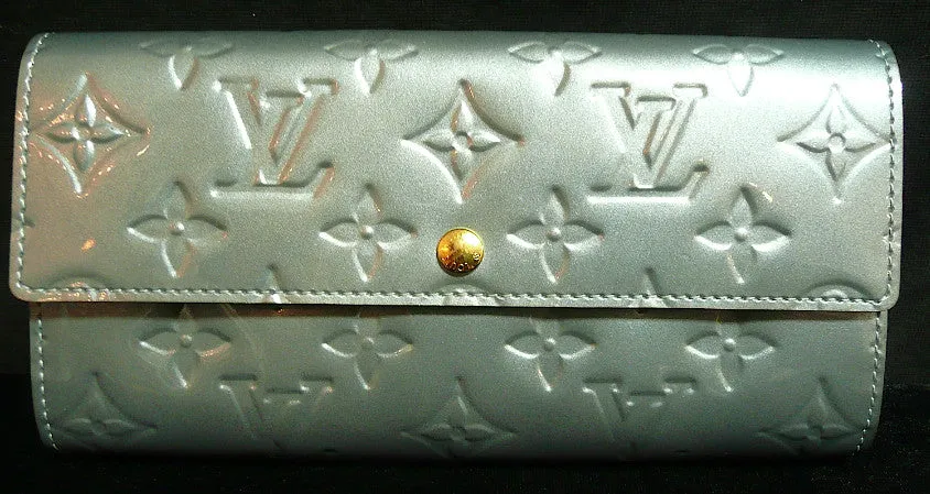 Authentic NEW in Box Louis Vuitton Sarah Vernis Blue Wallet