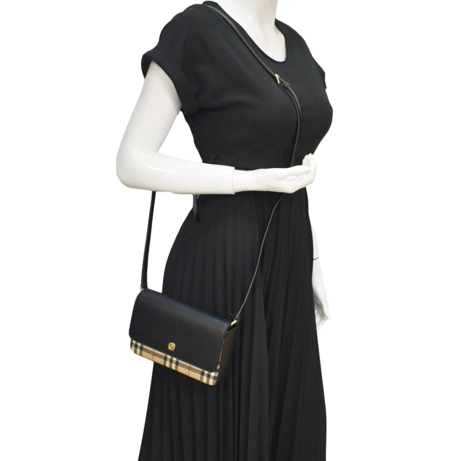 BURBERRY Hampshire Vintage Check Leather Crossbody Bag Black