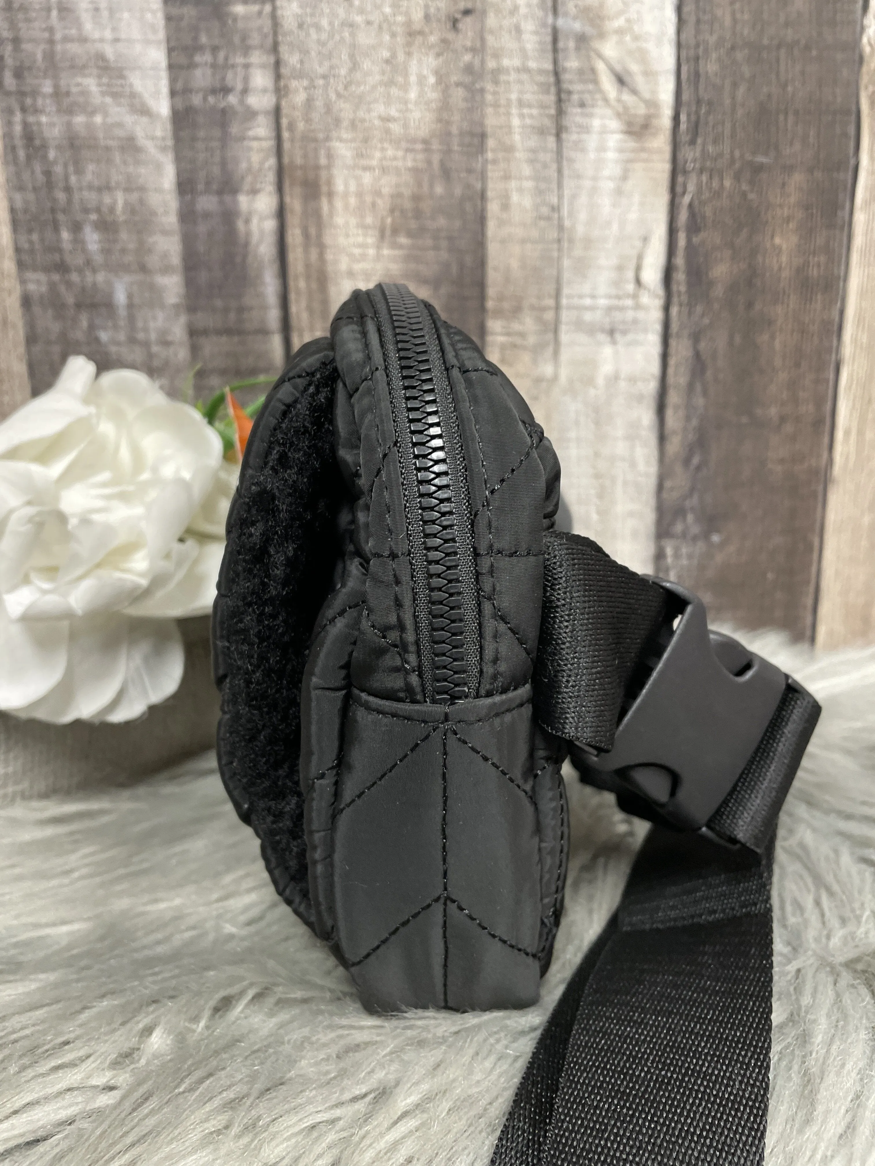 Crossbody By House Of Harlow  Size: Small