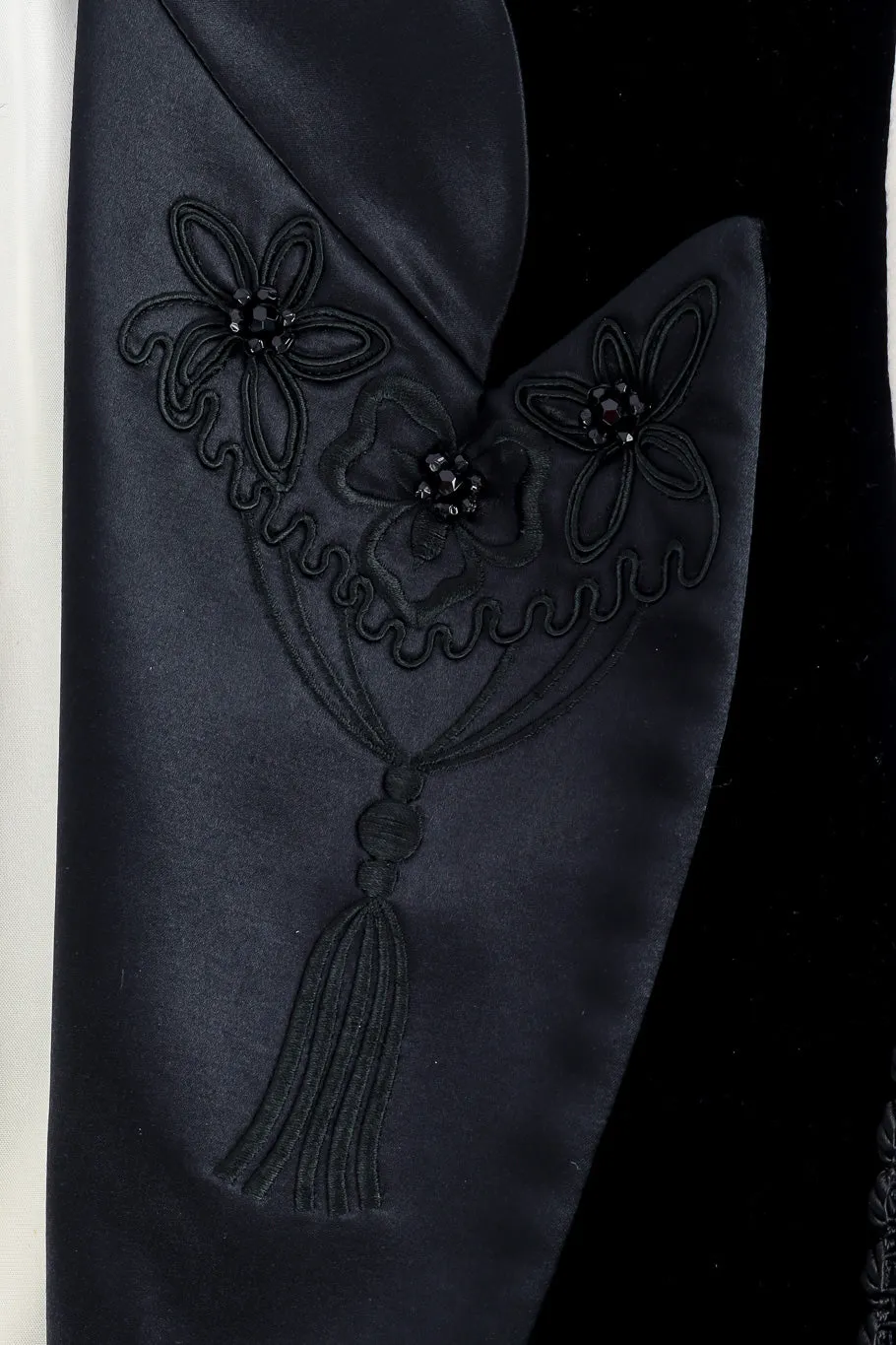 Embroidered Contrast Sleeve Blazer