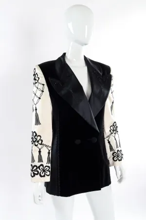 Embroidered Contrast Sleeve Blazer
