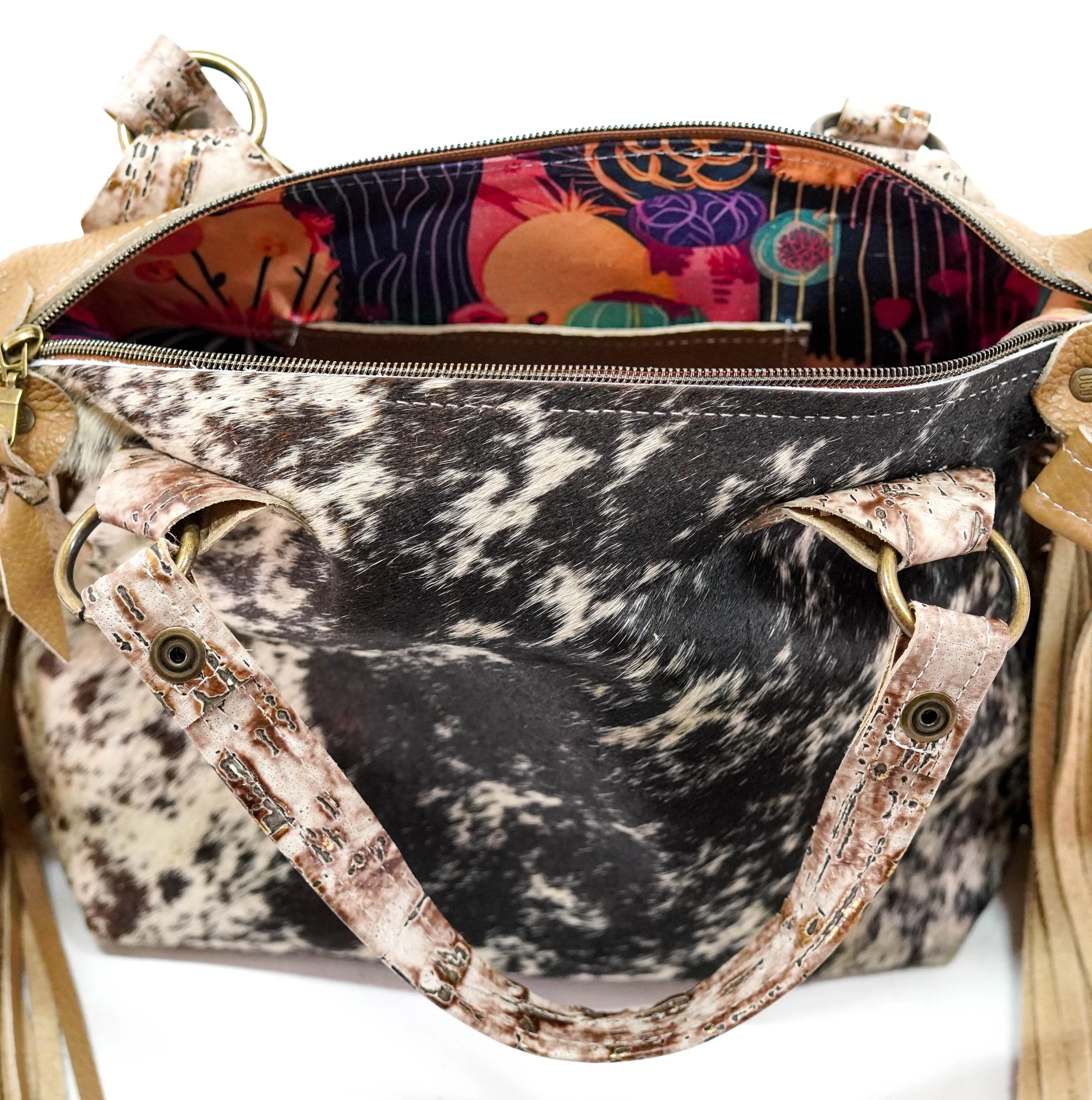 Fancy Annie - Black & White w/ No Embossed
