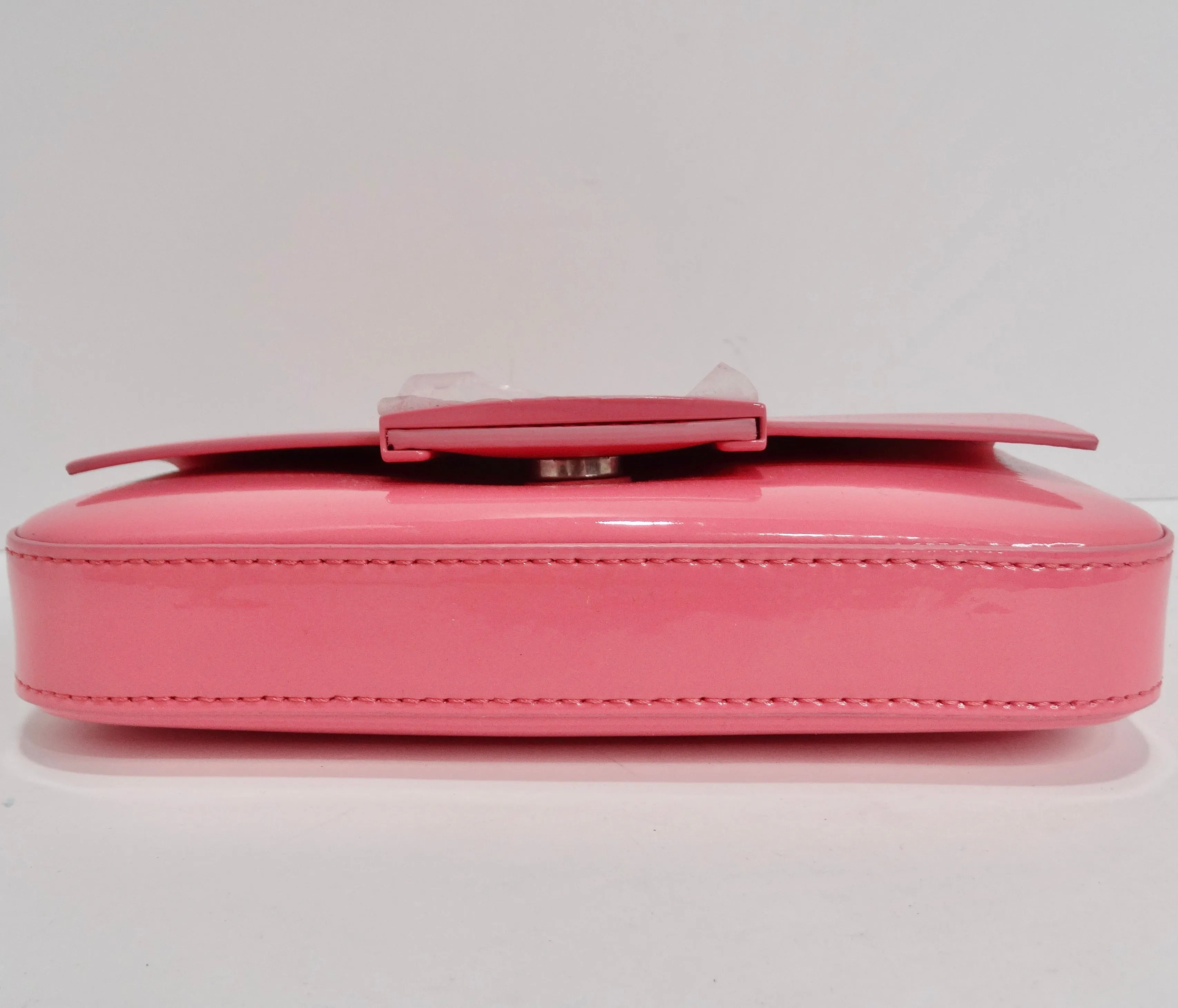 Fendi Baguette Phone Pouch Pink