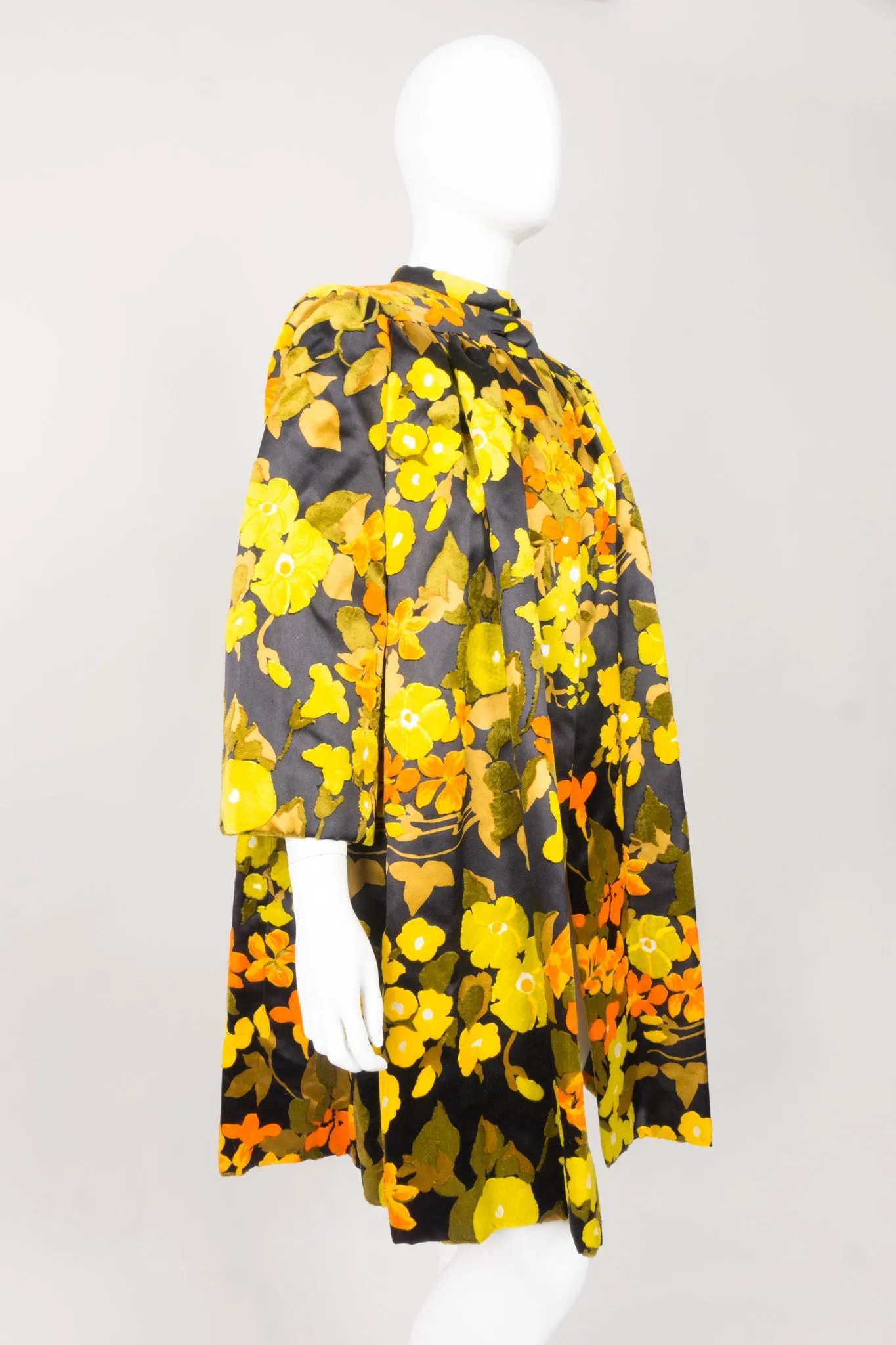 Floral Velvet Pile Coat