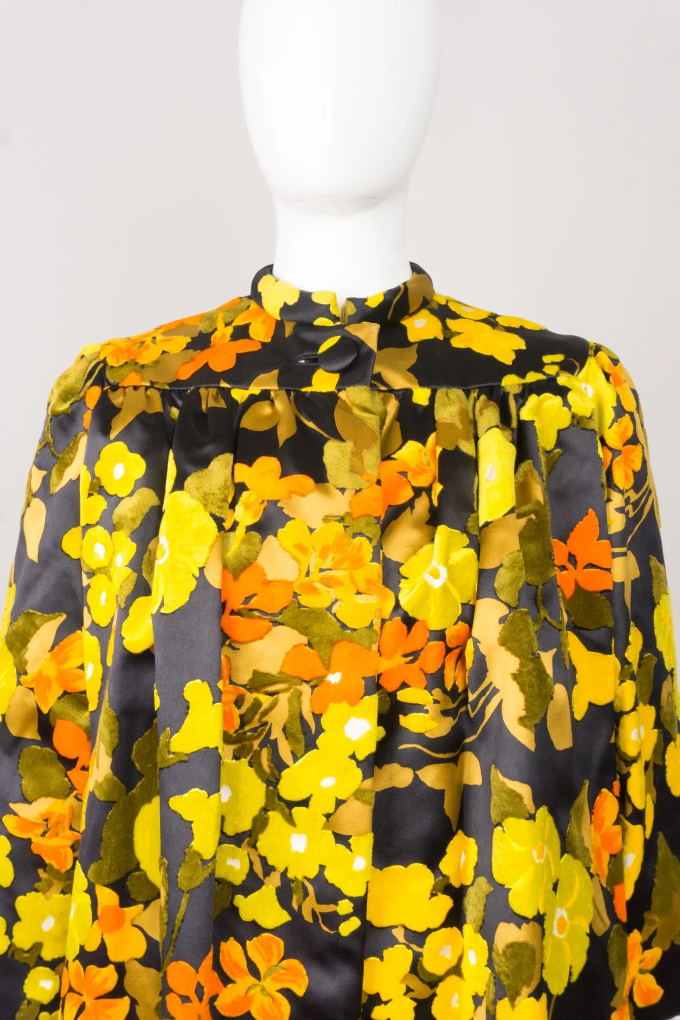 Floral Velvet Pile Coat