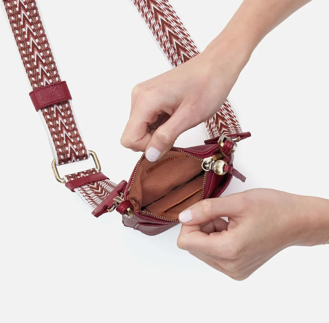 Hobo CASS Phone Crossbody - Wine