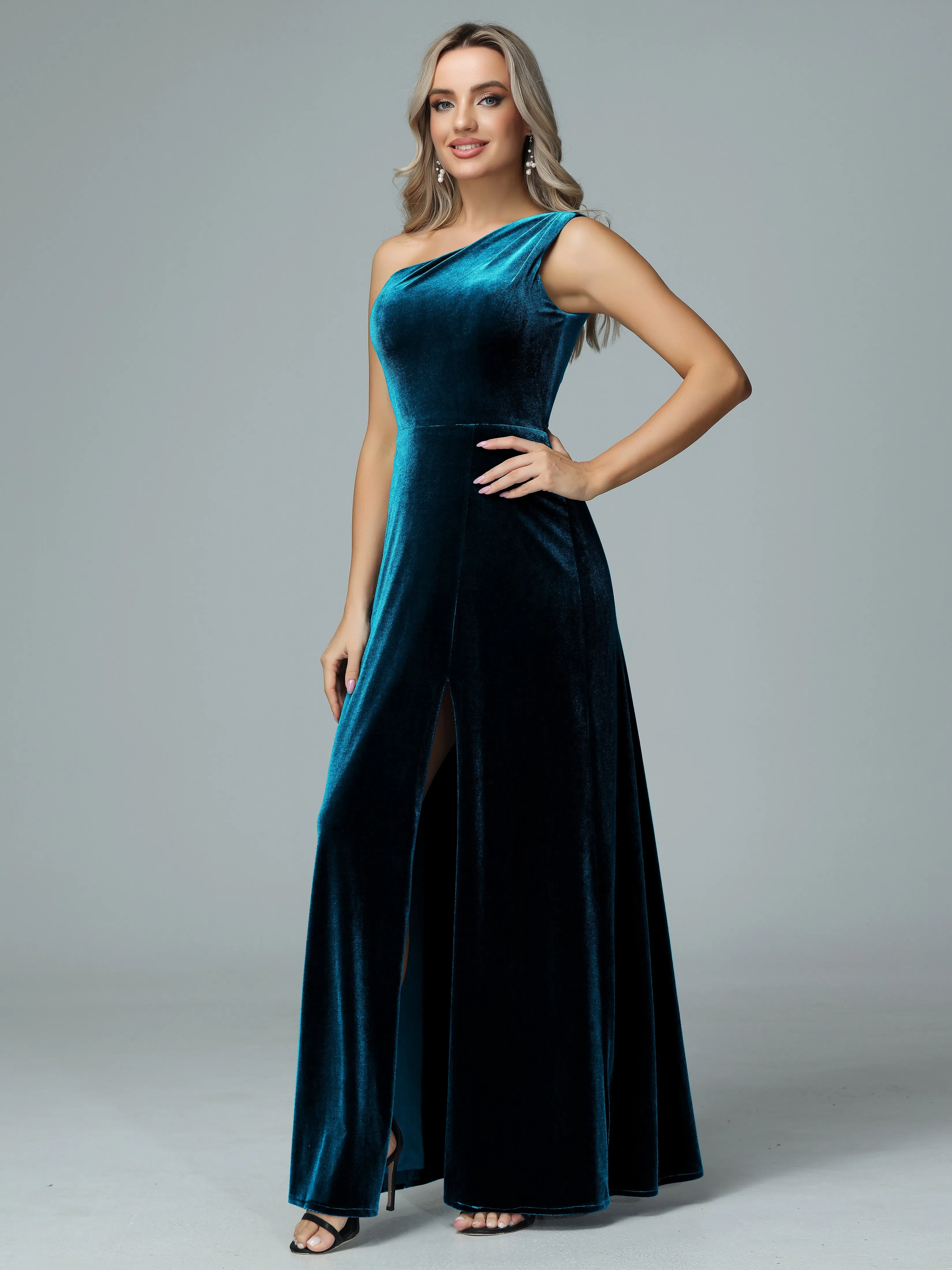 One Shoulder Velvet Bridesmaid Dresses with Slit