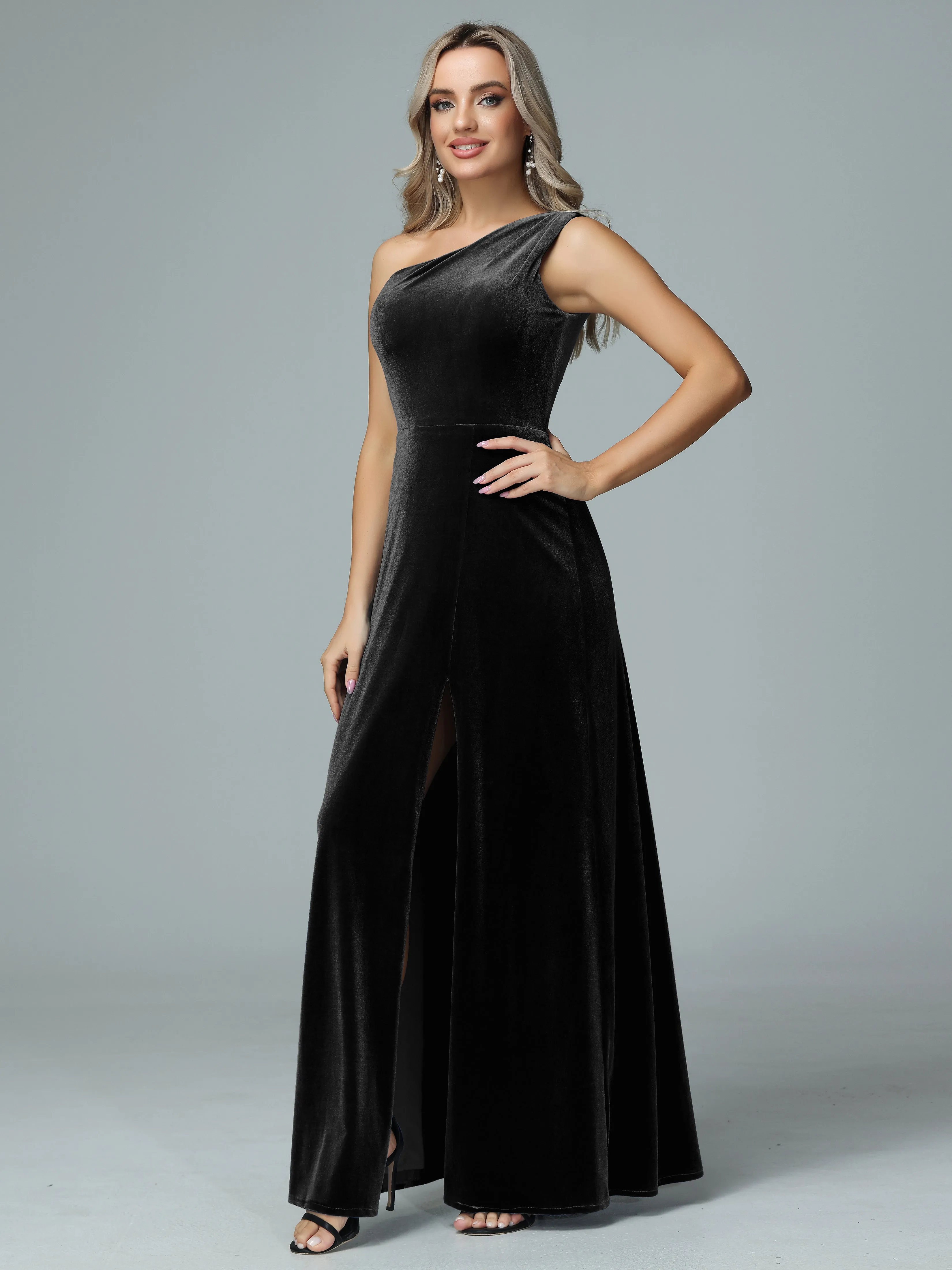 One Shoulder Velvet Bridesmaid Dresses with Slit