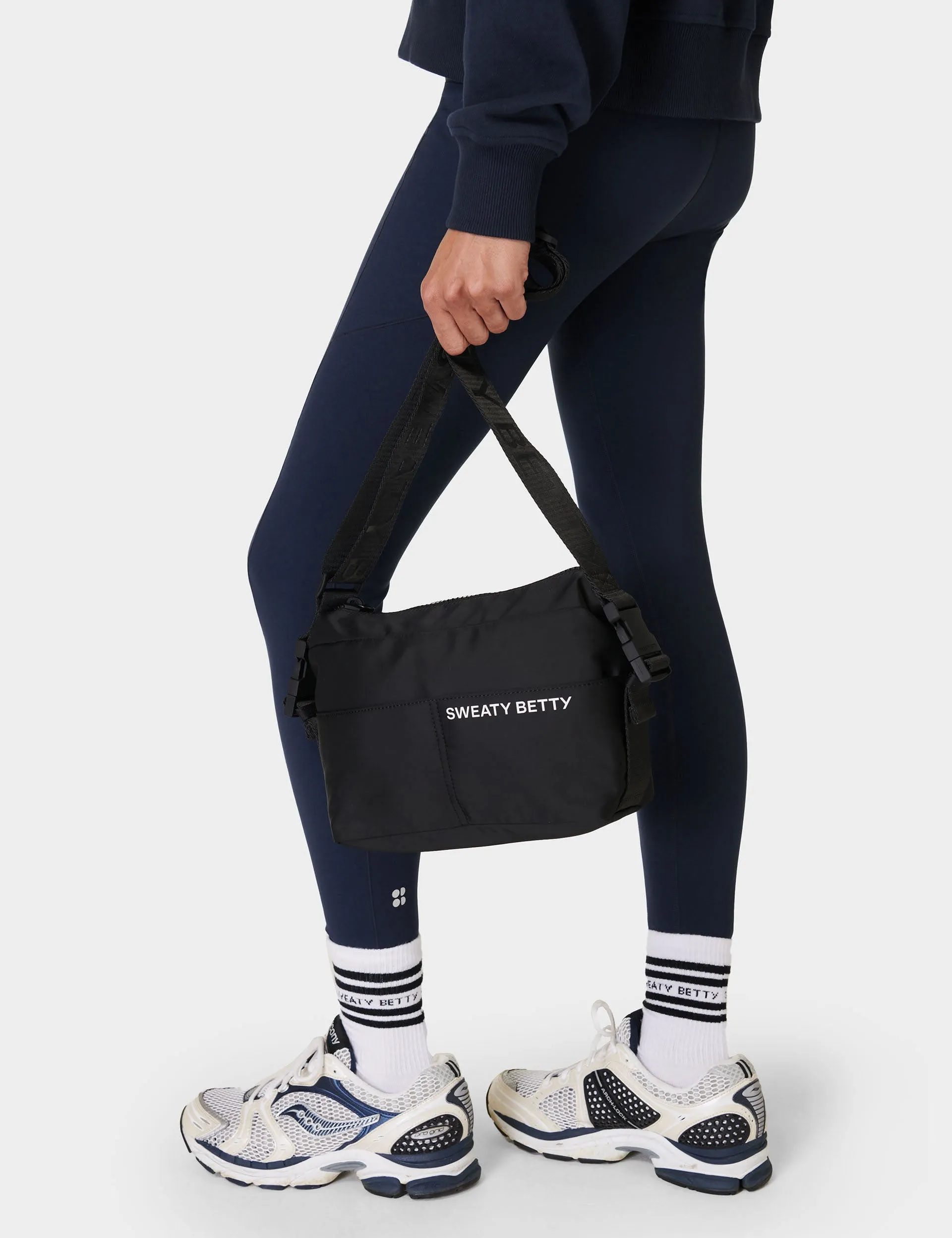 Strive Crossbody - Black