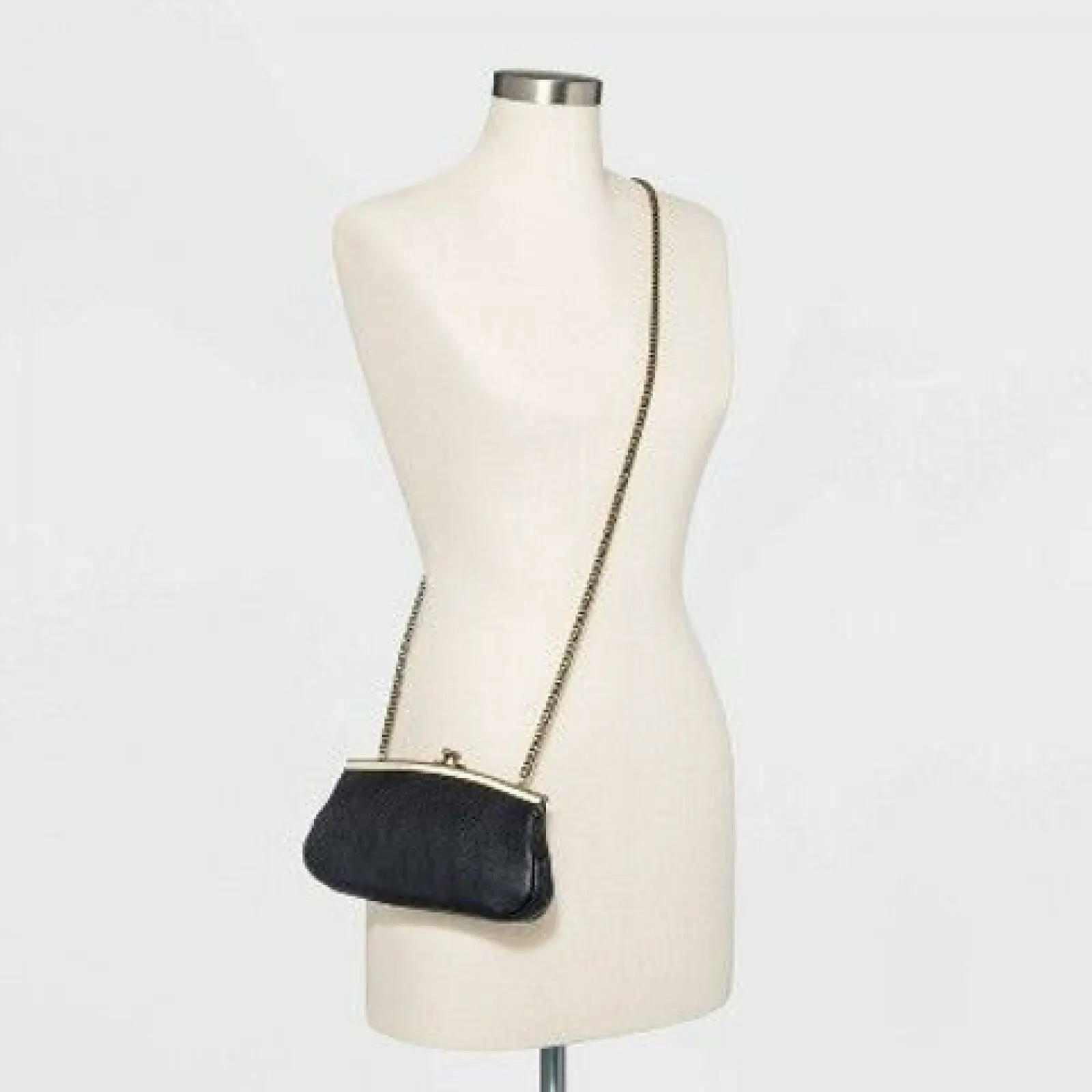 Universal Thread Women's Kisslock Wallet On A String Coin Purse