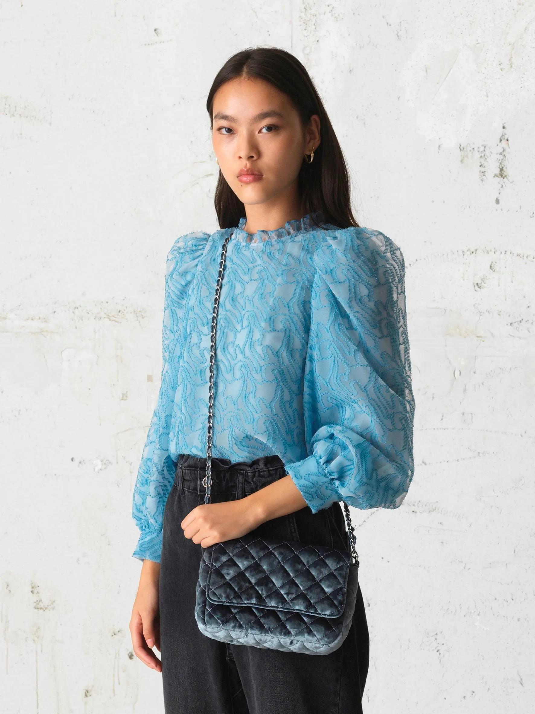 Velvet Bas bag