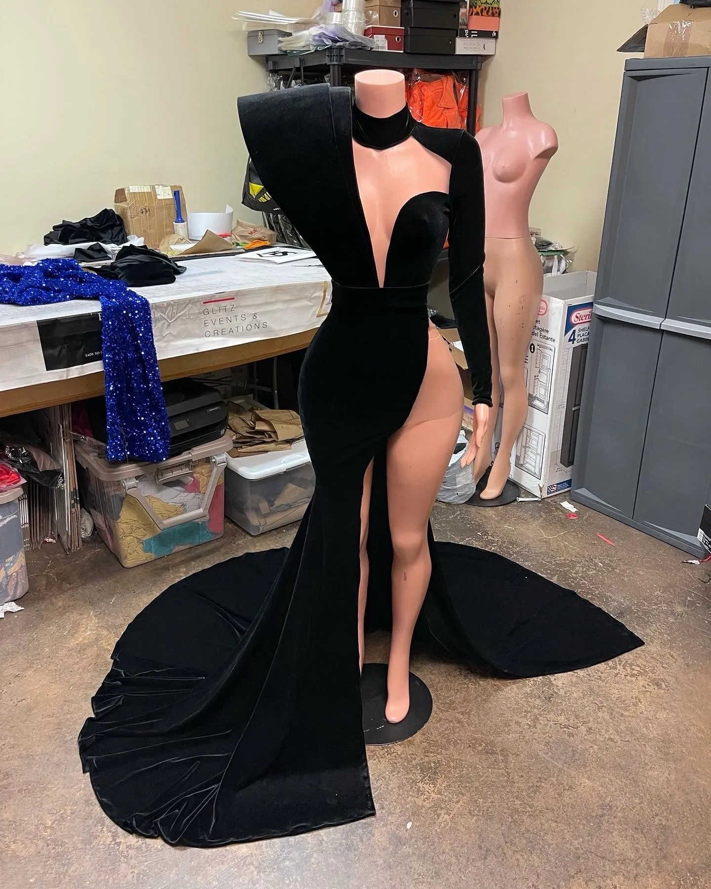 Velvet Structure Shoulder Gown