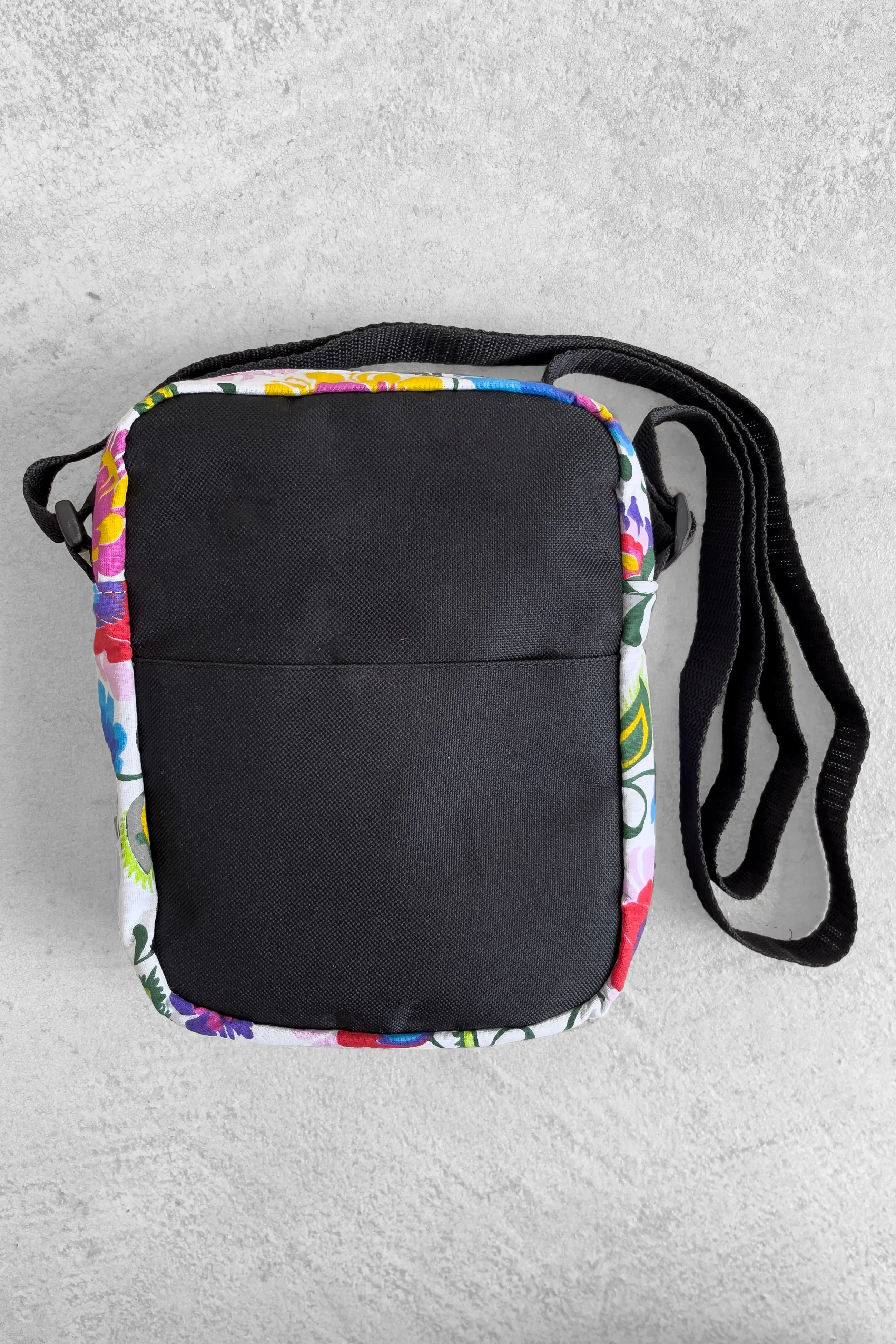 White Lowicz Crossbody Bag (Cotton)