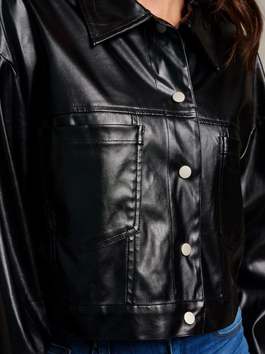WOMEN'S LONG SLEEVE BUTTON CLOSURE POCKETS PU PLEATHER JACKET