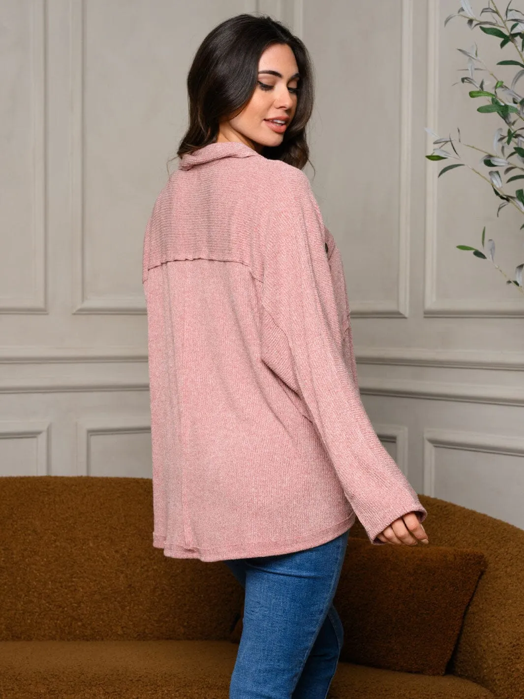 WOMEN'S LONG SLEEVE BUTTON UP FRONT POCKET TOP