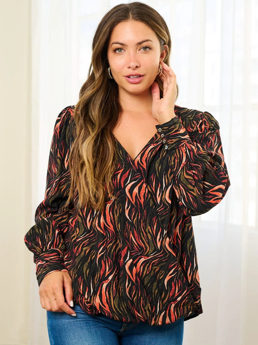 WOMEN'S LONG SLEEVE V-NECK MULTI PRINT BLOUSE TOP