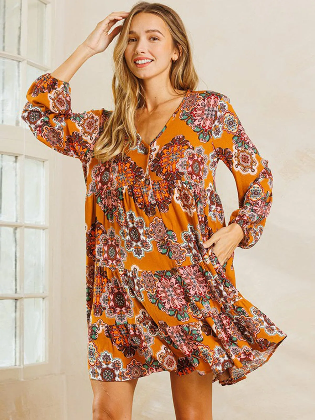 WOMEN'S LONG SLEEVE V-NECK POCKETS MULTI PRINT MINI DRESS