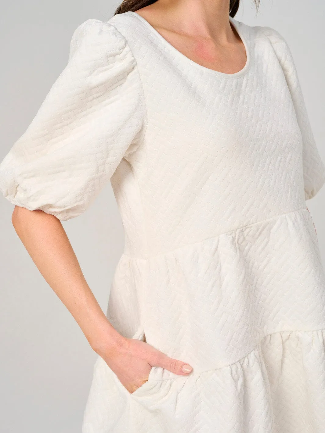 WOMEN'S SHORT PUFF SLEEVE TIERED FRONT POCKETS MINI DRESS