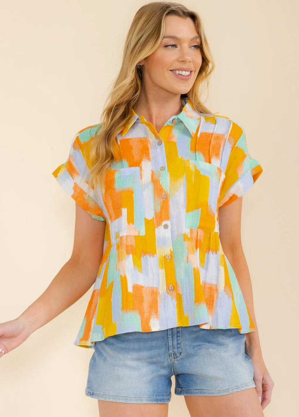 WOMEN'S SHORT SLEEVE FRONT POCKETS BUTTON UP MULTI BLOUSE