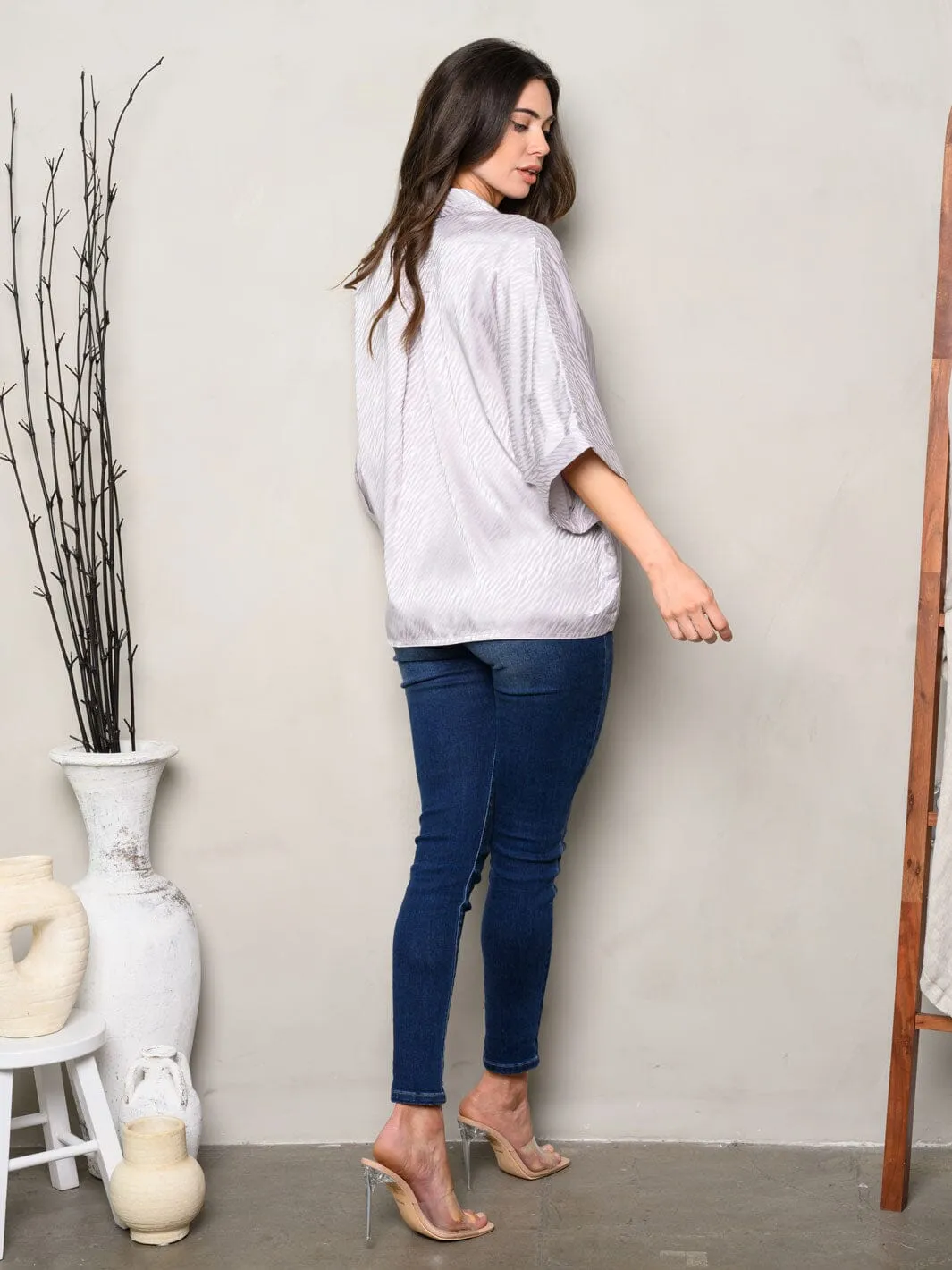 WOMEN'S SHORT SLEEVES BUTTON UP FRONT POCKETS TOP